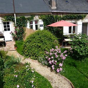 Gite Les Jardins De Terrefort Bed & Breakfast Saumur Exterior photo