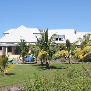 Domaine Des Oiseaux Reunion Bed & Breakfast Saint-Andre Exterior photo