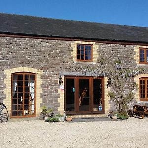 The Granary Bed & Breakfast Talgarth Exterior photo