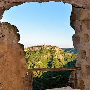 La Grotta Su Civita Bed & Breakfast Lubriano Exterior photo