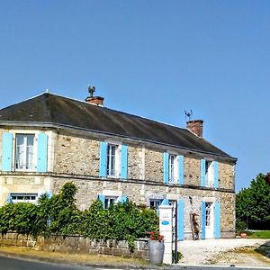 La Maison De Thire Bed & Breakfast Exterior photo