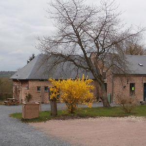 Chambre D'Hotes L'Ermite Bed & Breakfast Saint-Algis Exterior photo