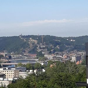 Bed Vue Sur Vallee De La Meuse Namur Hotel Bouge Exterior photo