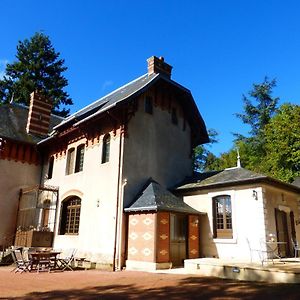 Le Manoir Sur La Roche, 74, Impasse Du Manoir, 71520 Navour Sur Grosne D121 Bed & Breakfast Clermain Exterior photo