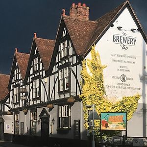 The Brewery Tap Hotel Abingdon-on-Thames Exterior photo