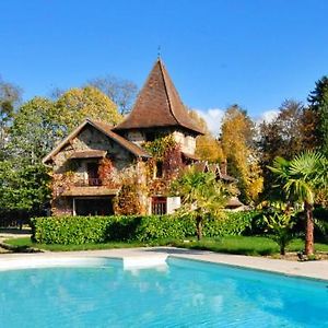 Manoir De La Comtesse Apartment Chailly-en-Biere Exterior photo