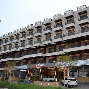 Serail Hotel Ehden Exterior photo