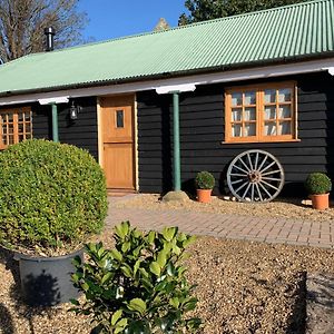 Cheesemans Farm Stables Apartment Manston  Exterior photo