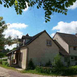 Les Gallerands Bed & Breakfast Bessais-le-Fromental Exterior photo