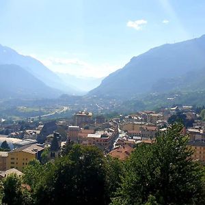 Casa Vista Saint Vincent Accanto Alle Terme Apartment Exterior photo