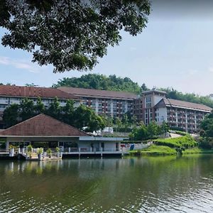 Wanawes Mae Fah Luang Hotel Chiang Rai Exterior photo