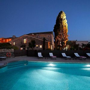 Bastide Des Demoiselles Bed & Breakfast Roussillon  Exterior photo