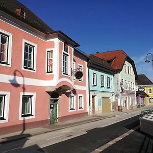 Gastezimmer & Apartment Mayrhofer Waidhofen an der Ybbs Exterior photo