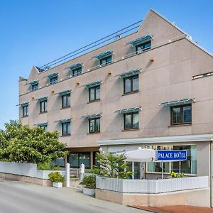 Aviano Palace Hotel Exterior photo