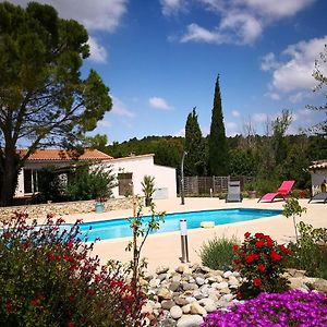Villa With Pool In L Zignan Corbi Res Lezignan-Corbieres Room photo