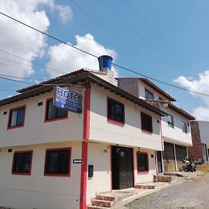 Mi Techito Curiteno Hotel Curiti Exterior photo