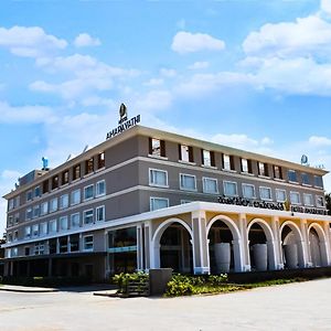 Hotel Amaravathi Mandya Exterior photo