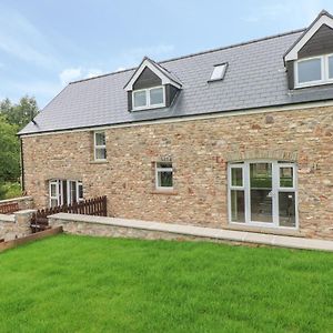 Nuthatch Barn Villa Pontyclun Exterior photo