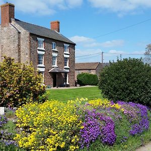 Upper Eyton Farmhouse B&B Shrewsbury Exterior photo