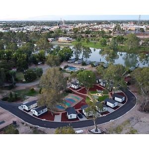 Discovery Parks - Mildura, Buronga Riverside Hotel Exterior photo