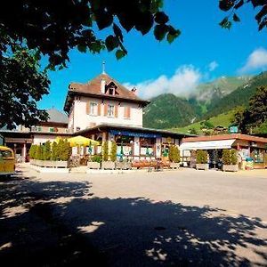 Hotel-Buffet De La Gare Chateau-d'Oex Exterior photo