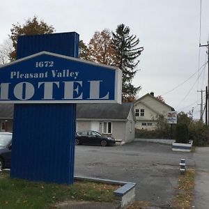 Pleasant Valley Motel Exterior photo
