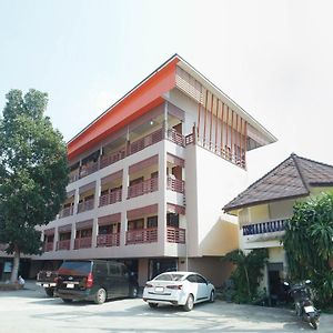 Oyo 75388 P2 Place Hotel Chiang Khong Exterior photo