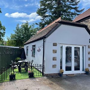 Ty Mynydd Lodge Holiday Home Cardiff Exterior photo