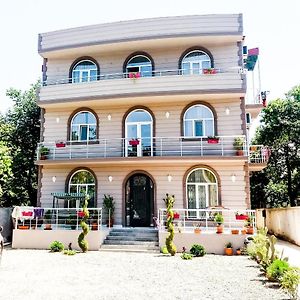 Nica Hotel Kobuleti Exterior photo