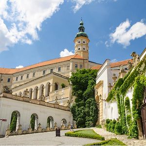 Poetic Apartment Mikulov Exterior photo