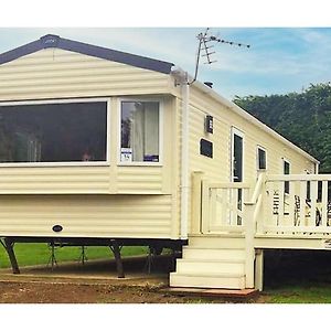 Isle Of Wight Caravan Hotel Shanklin Exterior photo