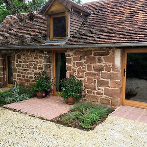 Countryside Tiny House Near Chateau De Hautefort Villa Boisseuilh Exterior photo