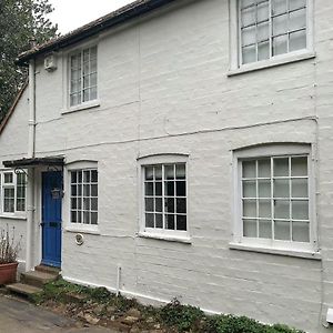 Barbury Cottage Sheet Exterior photo