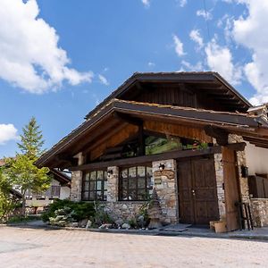 Hotel Des Alpes Saint-Rhemy-En-Bosses Exterior photo