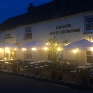 The Coach And Horses Of Compton Hotel Chichester Exterior photo