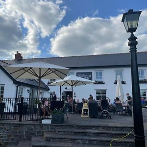 The Bedlinog Inn Troed-y-rhiw Exterior photo