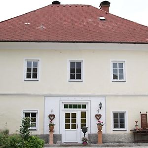 Gutshof Bartl 2 Apartment Klagenfurt am Woerthersee Exterior photo