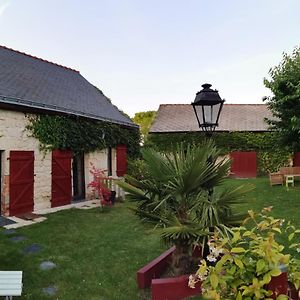 Au Pied Du Tilleul Bed & Breakfast Cornille-les-Caves Exterior photo