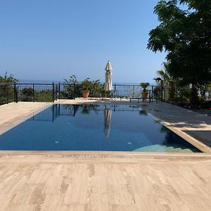 Spectacular Views From This Villa In Lapta Kyrenia  Exterior photo