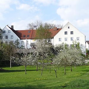 Horger Biohotel Und Tafernwirtschaft Kranzberg Exterior photo