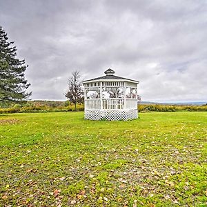 Historic Victorian Farmhouse With Porch And Views! Villa Mayville Exterior photo