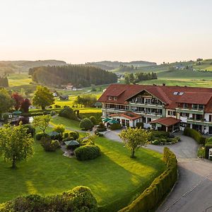 Hotel Johanneshof Oberstaufen Exterior photo