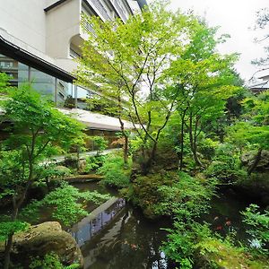 Senkeien Tsukioka Hotel Kaminoyama Exterior photo