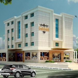 Hotel Flourish International Ahmedabad Exterior photo