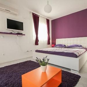 Studio Apartment In Okrug Gornji With Terrace, Air Conditioning, Wifi, Washing Machine 5051-1 Trogir Exterior photo
