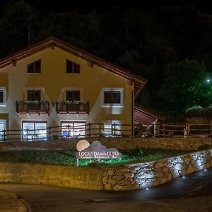 Locanda Della Luna Hotel Ronco Canavese Exterior photo