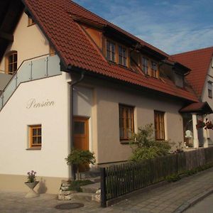 Pension/Fewo E. Tschernach Hotel Treuchtlingen Exterior photo