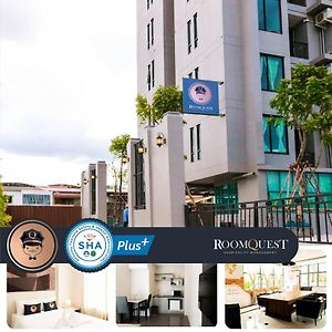 Roomquest Bangkok Sukhumvit 107 Samut Prakan Exterior photo