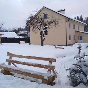 Еко-Садиба Сова Бубу Hotel Izki Exterior photo