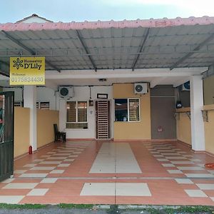 Homestay D'Lily Ipoh Exterior photo